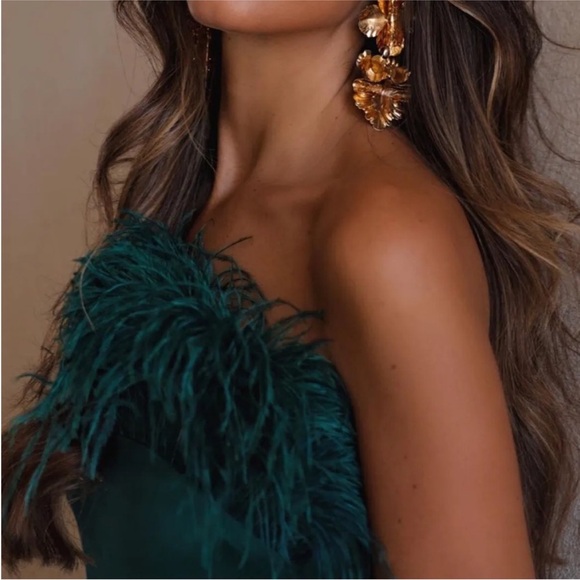 ZARA FEATHER SATIN EFFECT DRESS - Picture 3 of 11